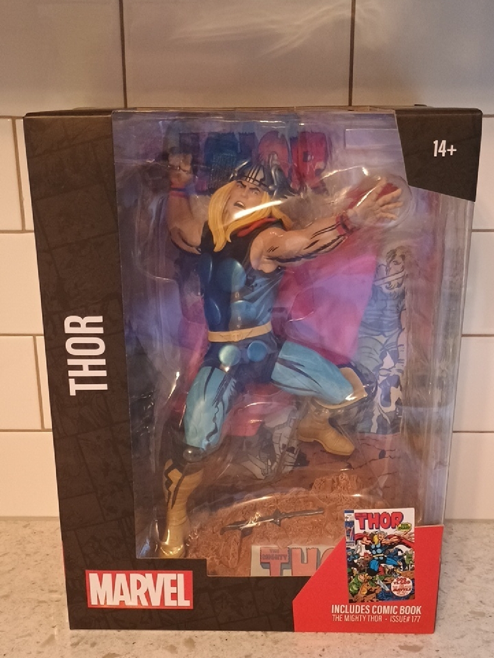 NIB McFARLANE TOYS Marvel Thor Figure; Includes Comic Book Issue #177